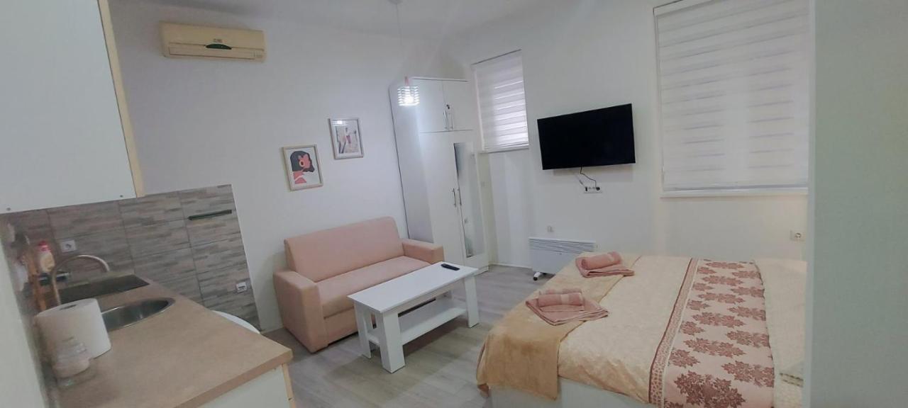 Zeleni Venac Studio & Apartment Белград Экстерьер фото