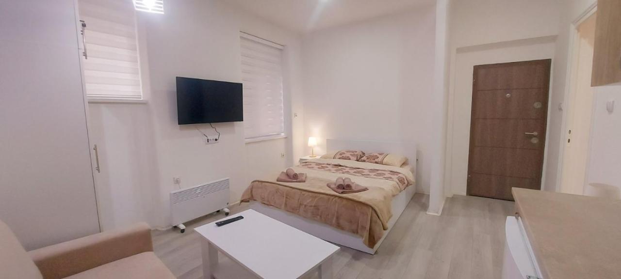 Zeleni Venac Studio & Apartment Белград Экстерьер фото
